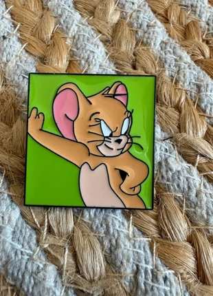 Pins Tom et Jerry 🐱🐭, marca: Tom and Jerry, estado: Muito bom, €4.00, €4.90 inclui Proteção do Comprador Pro