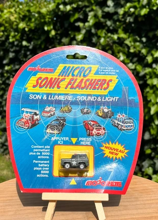 Majorette Micro Sonic Flashers sous blister - Modèle 1308 : Police militaire, marque: Majorette, état: Neuf sans étiquette, taille: Taille unique, 15,00 €, 16,45 € Protection acheteurs (Pro) incluse