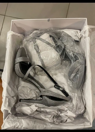 Talons pailletés argenté Stella Luna, brand: Stella Luna, condizioni: Nuovo con cartellino, taglia: 36, €50.00, €53.20 include la Protezione acquisti