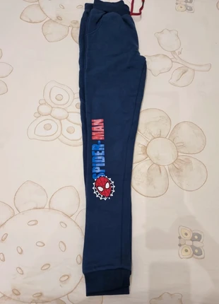 Pantaloni Spiderman, marke: Prénatal, zustand: Neu, größe: 10 Jahre / 140, 6,00 €, 7,00 € inklusive Vinted-Käuferschutz