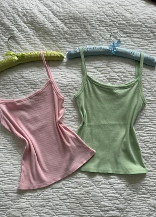 Débardeurs rose pale vert pale, état: Très bon état, taille: S / 36 / 8, 35,00 €, 37,45 € Protection acheteurs incluse