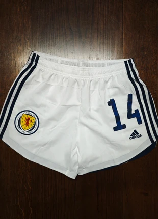 💙 Short football femme Adidas – Neuf – Taille S small – Ecosse num 14 🇽🇼, marke: adidas, zustand: Neu, größe: S / 36 / 8, 12,00 €, 13,30 € beinhaltet Vinted-Käuferschutz Pro