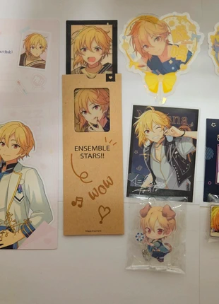 Enstars Nito Nazuna lot merch, marque: MERCH, état: Bon état, 15,00 €, 16,45 € Protection acheteurs incluse