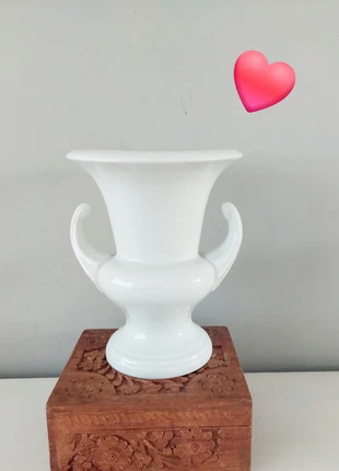 Mooie vintage vaas kpm bavaria, marque: Vintage Dressing, état: Très bon état, 7,00 €, 8,05 € Protection acheteurs incluse