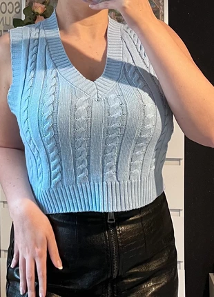 Pull col V sans manches bleu M, marque: Shein, état: Neuf sans étiquette, taille: M / 38 / 10, 10,00 €, 11,20 € Protection acheteurs incluse