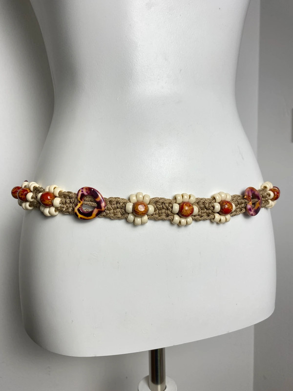 Boho-Gürtel mit Perlen, Muscheladecor und verstellbarer Länge