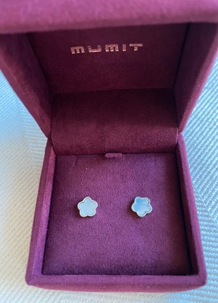 Pendientes Stud de Plata de Ley 950 con Madre Perla, marca Mumit, marca: Mumit, estado: Nuevo sin etiquetas, 50,00 €, 53,20 € Protección al comprador incluida