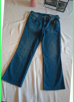 Jeans Diesel femme neuf 36, marque: Diesel, état: Neuf avec étiquette, taille: S / 36 / 8, 34,00 €, 36,40 € Protection acheteurs incluse