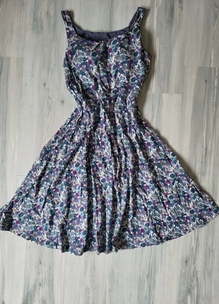 Robe cintrée coquette bohème, bohémienne mi longue avec motif fleur, floral, fleuri Uniqlo, brand: Uniqlo, condition: Very good, size: S / 36 / 8, €7.00, €8.05 includes Buyer Protection