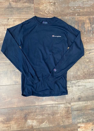 T-shirt Champion à manches longues bleu taille S, marque: Champion, état: Très bon état, taille: S, 8,00 €, 9,10 € Protection acheteurs incluse