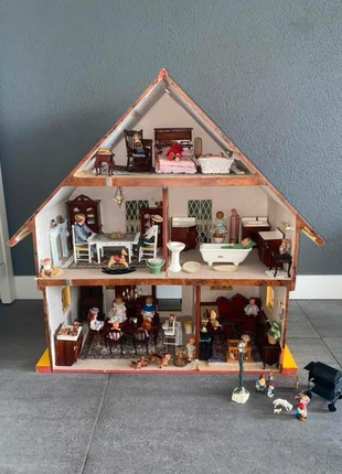 Poppenhuismeubels, marque: geen, état: Bon état, taille: Prématuré, jusqu'à 44cm, 50,00 €, 53,20 € Protection acheteurs incluse