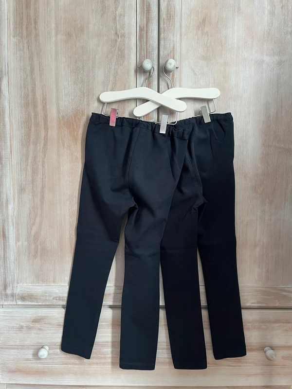 Lot 2 pantalons t. 8 ans - photo numéro 2