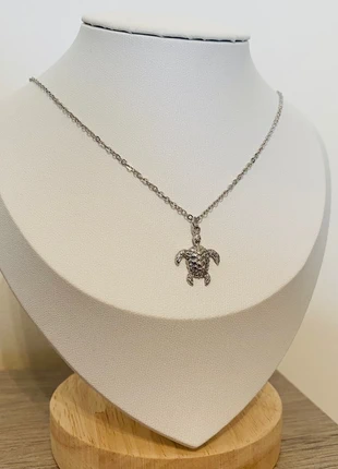 Collier fin réglable tendance argenté pendentif tortue acier inoxydable, brand: Tendance, condizioni: Ottime, €9.00, €10.15 include la Protezione acquisti Pro