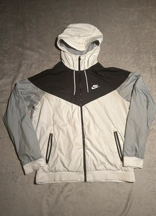 Veste à capuche Nike, blanche/noire/grise taille L, brand: Nike, condizioni: Ottime, taglia: L, €25.00, €26.95 include la Protezione acquisti