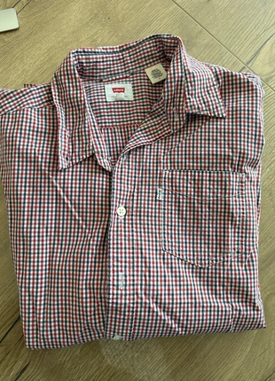Chemise levi’s, marca: Levi's, estado: Muy bueno, tamaño: M, 12,00 €, 13,30 € Protección al comprador incluida