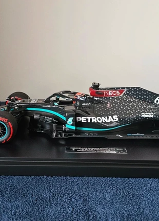 111Pcs
George Russell #63 Mercedes-AMG F1 W11 1:12 Sakhir Gp 2020, Minichamps made out of Metal, marque: Minichamps, état: Neuf sans étiquette, 550,00 €, 578,20 € Protection acheteurs incluse