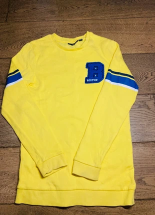 Pull jaune boston, marque: Okaïdi, état: Très bon état, taille: 12 ans / 152 cm, 10,00 €, 11,20 € Protection acheteurs incluse