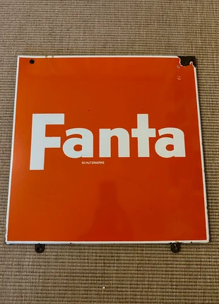 Fanta Austria Email Schild emaillee plaques, marke: Fanta, zustand: Zufriedenstellend, 185,00 €, 194,95 € inklusive Vinted-Käuferschutz