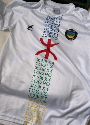 T-shirt, Maillot Amazigh, zustand: Sehr gut, größe: M, 6,00 €, 7,00 € inklusive Vinted-Käuferschutz