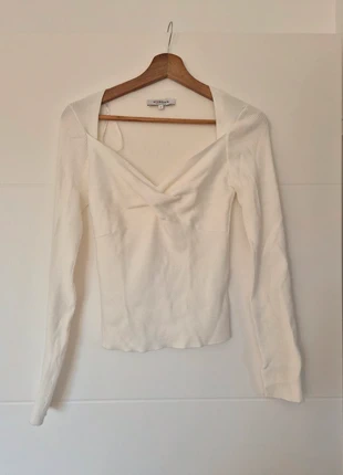 Pull cache coeur blanc taille S Morgan, marque: Morgan, état: Neuf sans étiquette, taille: S / 36 / 8, 10,00 €, 11,20 € Protection acheteurs incluse