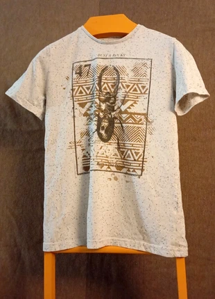 Tee-shirt avec imprimé de By Gémo pour Enfant- Taille 14 ans, brand: Blog by Gémo, condition: Very good, size: 14 years / 164 cm, €1.50, €2.28 includes Buyer Protection