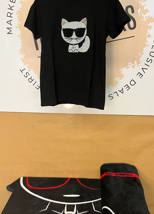 Camiseta Corta Karl Lagerfeld, merk: Karl Lagerfeld, staat: Nieuw met prijskaartje, maat: XS / 34 / 6, € 53,40, € 56,77 inclusief Kopersbescherming Pro