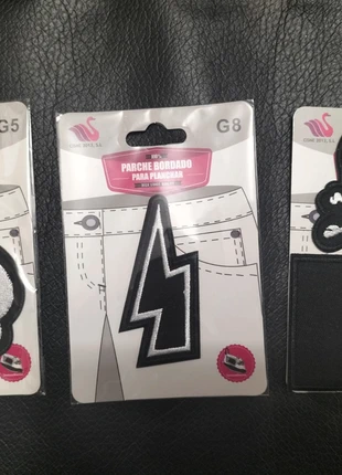 Set 4 toppe, marke: Skull, zustand: Neu, mit Etikett, 8,00 €, 9,10 € inklusive Vinted-Käuferschutz