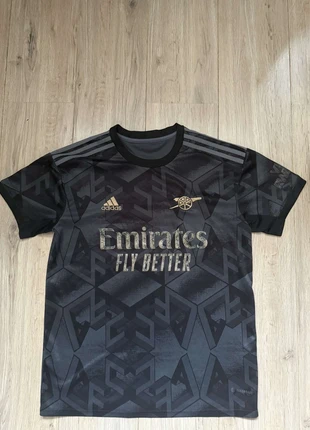 Maillot arsenal noir, marca: adidas, estado: Bom, tamanho: M, €18.00, €19.60 inclui Proteção do Comprador