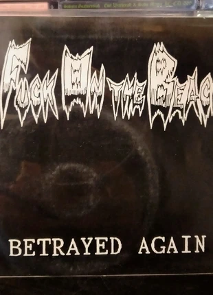 Fuck On The Beach "Betrayed Again" CD, condizioni: Nuovo senza cartellino, €5.00, €5.95 include la Protezione acquisti