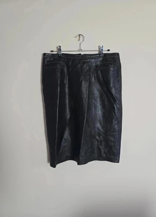 Jupe en cuir gianfranco ferre, brand: Gianfranco Ferré, condition: Very good, size: XXL / 44 / 16, €50.00, €53.20 includes Buyer Protection