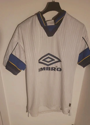 Umbro vintage football jersey, merk: Umbro, staat: Heel goed, maat: M, € 23,00, € 24,85 inclusief Kopersbescherming