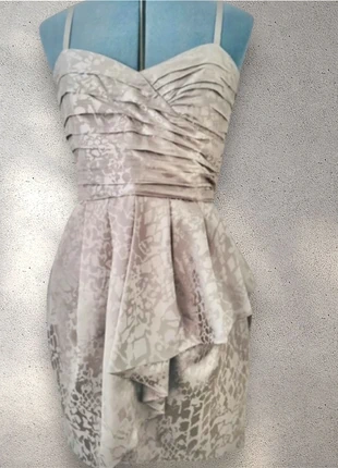 Robe bustier argentée, marke: H&M, zustand: Sehr gut, größe: M / 38 / 10, 10,00 €, 11,20 € inklusive Vinted-Käuferschutz