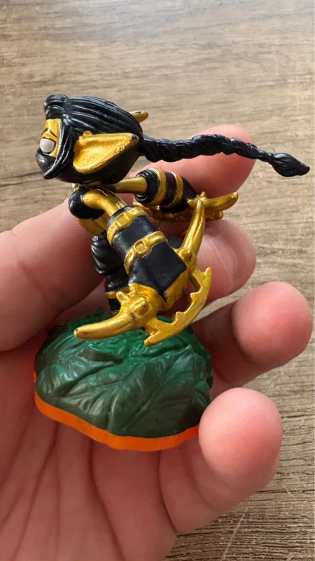Legendary Stealth Elf Figurine Skylanders Giants - photo numéro 3
