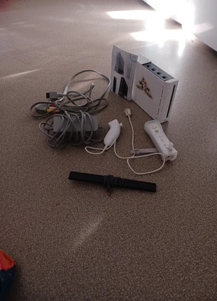 🎮 Lot Console Nintendo Wii complet, marke: Nintendo, zustand: Sehr gut, 28,64 €, 30,77 € inklusive Vinted-Käuferschutz