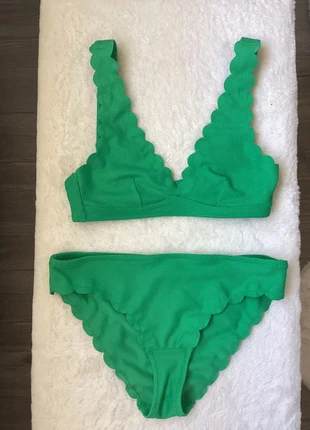 Maillot de bain 2 pièces only XS, marque: ONLY, état: Très bon état, taille: XS / 34 / 6, 20,00 €, 21,70 € Protection acheteurs incluse