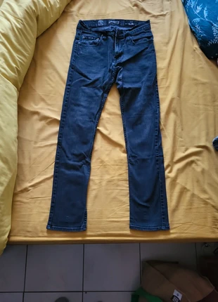 Jean fit slim, merk: Complices, staat: Heel goed, maat: W29 | FR 38, € 2,00, € 2,80 inclusief Kopersbescherming