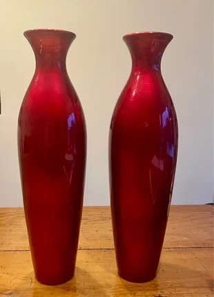 Duo vases rouges brillants 45 cm, merk: sans marque, staat: Heel goed, € 22,90, € 24,75 inclusief Kopersbescherming