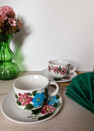 Duo de tasses vintage aux motifs floraux, état: Neuf sans étiquette, 14,00 €, 15,40 € Protection acheteurs incluse