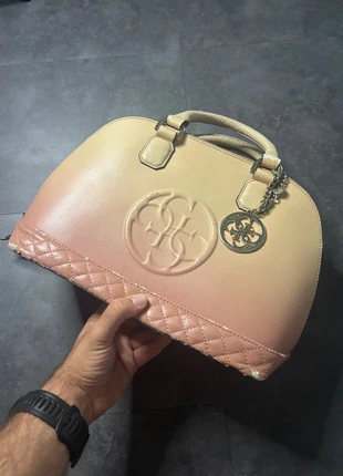 Sac à main Guess femme beige / rose poudré bicolore – détails métal argenté – bon état / vintage, brand: GUESS, condition: Good, €25.00, €26.95 includes Buyer Protection Pro