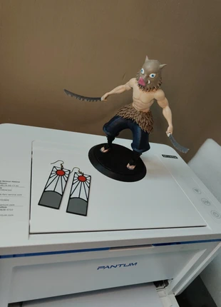 Statuetta + orecchini, état: Très bon état, taille: Taille unique, 11,00 €, 12,25 € Protection acheteurs incluse