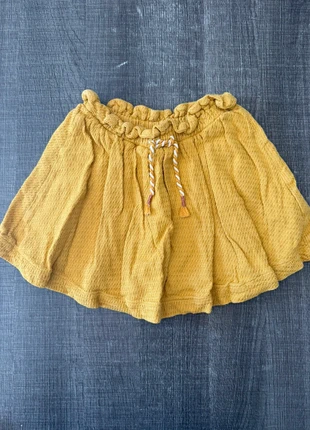 Jupe jaune moutarde, estado: Muito bom, tamanho: 5 anos / 110 cm, €2.00, €2.80 inclui Proteção do Comprador