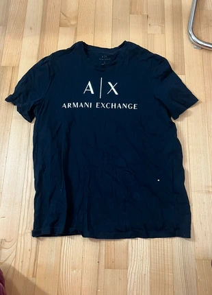Armani Exchange Tshirt, marke: Armani Exchange, zustand: Sehr gut, größe: L, 5,00 €, 5,95 € inklusive Vinted-Käuferschutz
