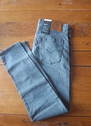 Jean Levi's slim taper 512 34x34 gris, merk: Levi's, staat: Nieuw met prijskaartje, maat: XL, € 40,00, € 42,70 inclusief Kopersbescherming
