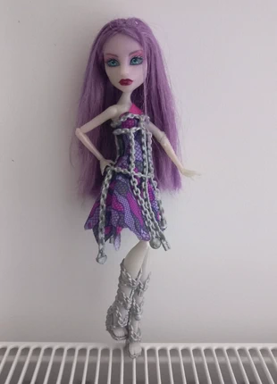Spectra haunted, marke: Monster High, zustand: Gut, größe: Frühchen, bis 44, 15,00 €, 16,45 € inklusive Vinted-Käuferschutz