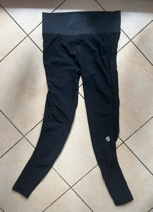 Leggins Oceans Apart Beverley neri S, brand: Oceans Apart, condizioni: Nuovo senza cartellino, taglia: S / IT 40 / EU 36, €25.00, €26.95 include la Protezione acquisti