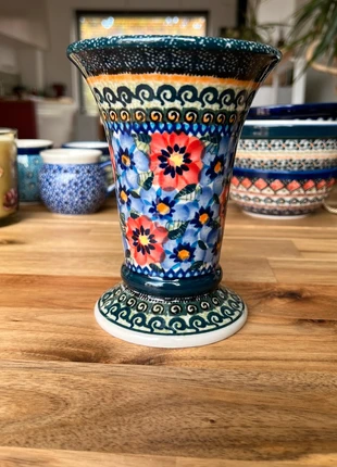 Heel mooi vaasje van Pools aardewerk, handgemaakt, unikaat, merk: BOLESLAWIEC, staat: Heel goed, € 15,00, € 16,45 inclusief Kopersbescherming