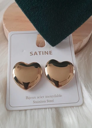 Boucles cœur, brand: Satine, condizioni: Nuovo con cartellino, €8.00, €9.10 include la Protezione acquisti