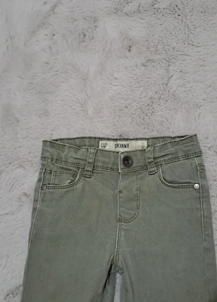 Calças skinny, caqui, 2/3 anos, marca: Primark, estado: Muy bueno, tamaño: 3 años / 98 cm, 3,00 €, 3,85 € Protección al comprador incluida