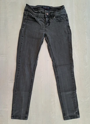 Jeans gris foncé Symphonia, brand: Symphonia, condizioni: Discrete, taglia: XS / IT 38 / EU 34, €2.00, €2.80 include la Protezione acquisti
