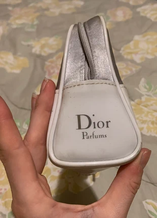 Pochette blanche, marque: Dior, état: Très bon état, 10,00 €, 11,20 € Protection acheteurs incluse